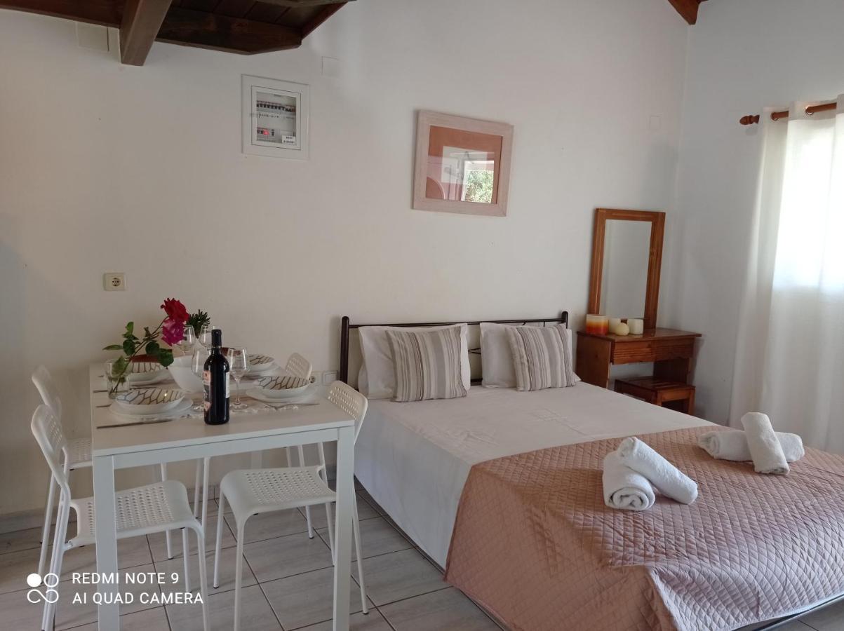 Drosostalia Apartments Lefkada City ภายนอก รูปภาพ