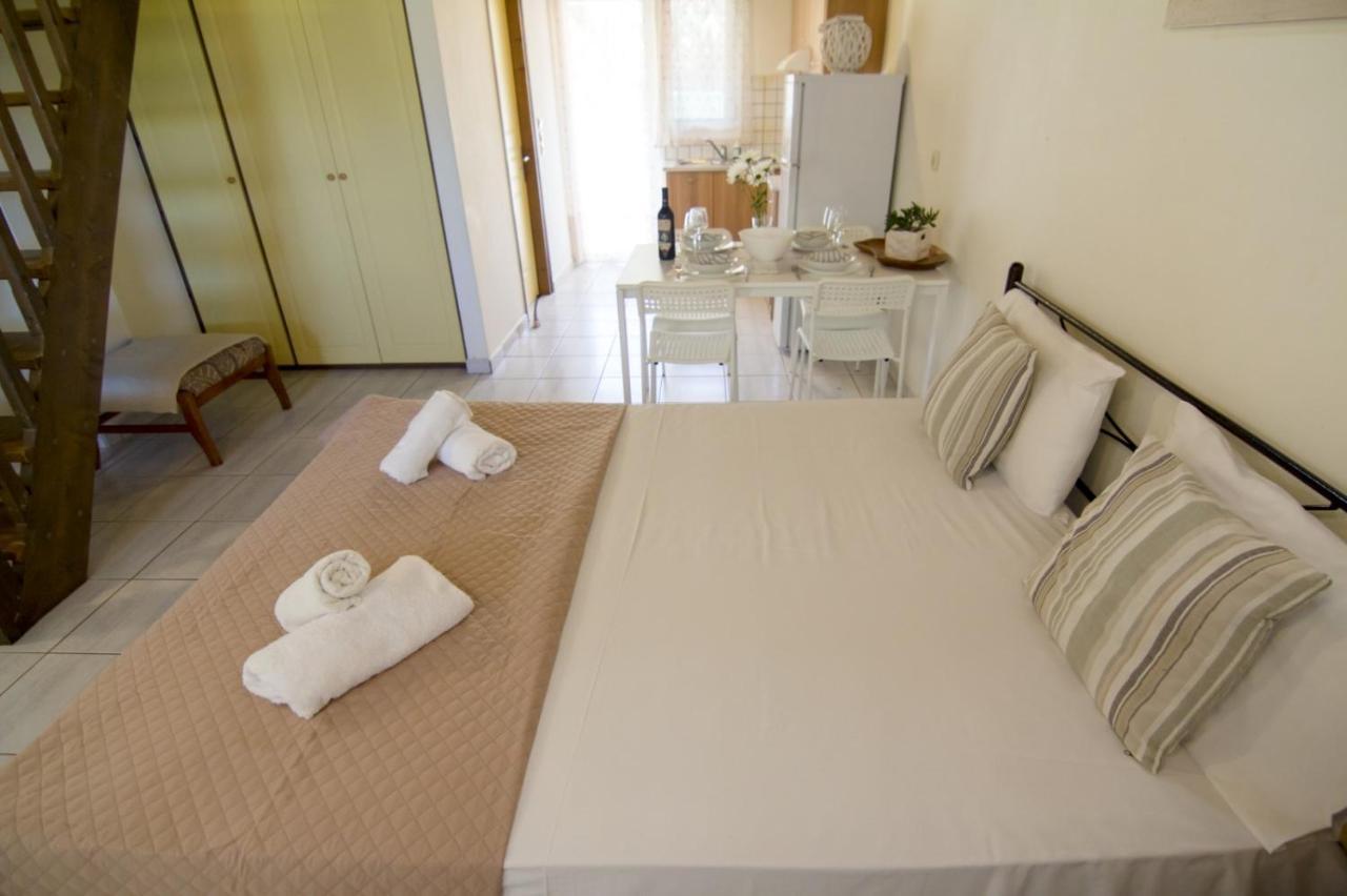 Drosostalia Apartments Lefkada City ภายนอก รูปภาพ
