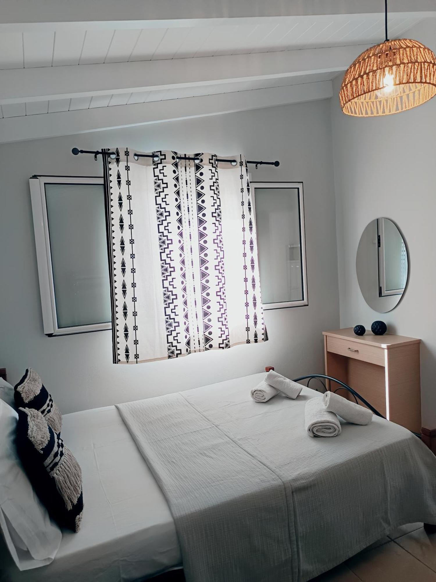 Drosostalia Apartments Lefkada City ภายนอก รูปภาพ