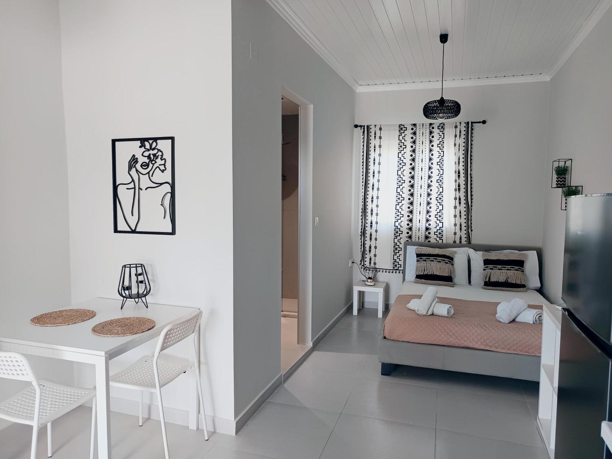 Drosostalia Apartments Lefkada City ภายนอก รูปภาพ