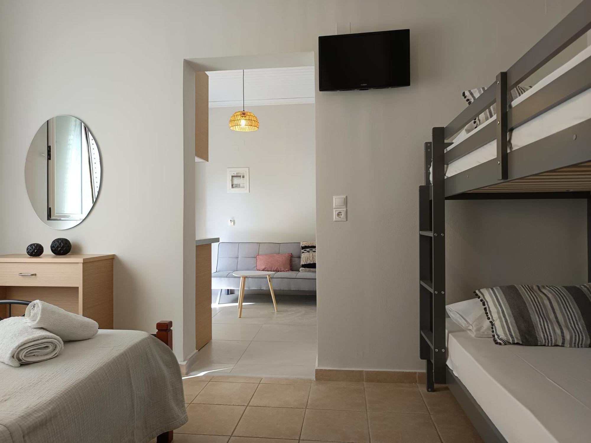 Drosostalia Apartments Lefkada City ภายนอก รูปภาพ